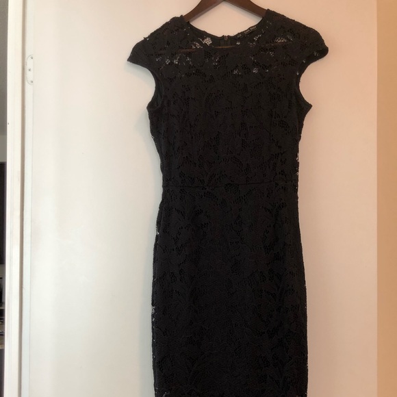 Navy blue lace dress (stretch lined) - Picture 10 of 15